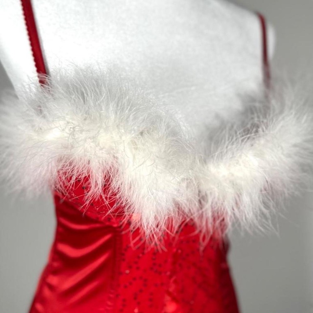 La Senza Red Sexy Corset, Faux Fur, Garter Straps, Size XS - Picture 2 of 8